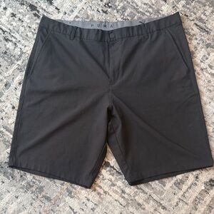 PUMA Men's Black Golf Shorts - Never worn